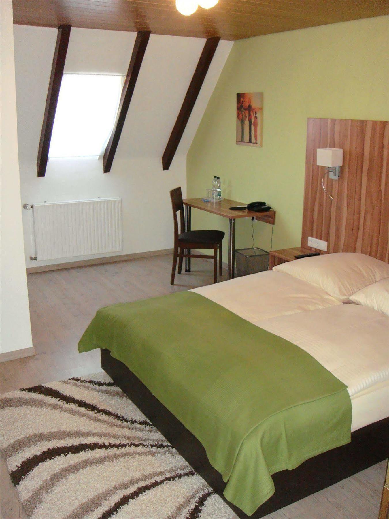 Smart-inn Hotel 2*